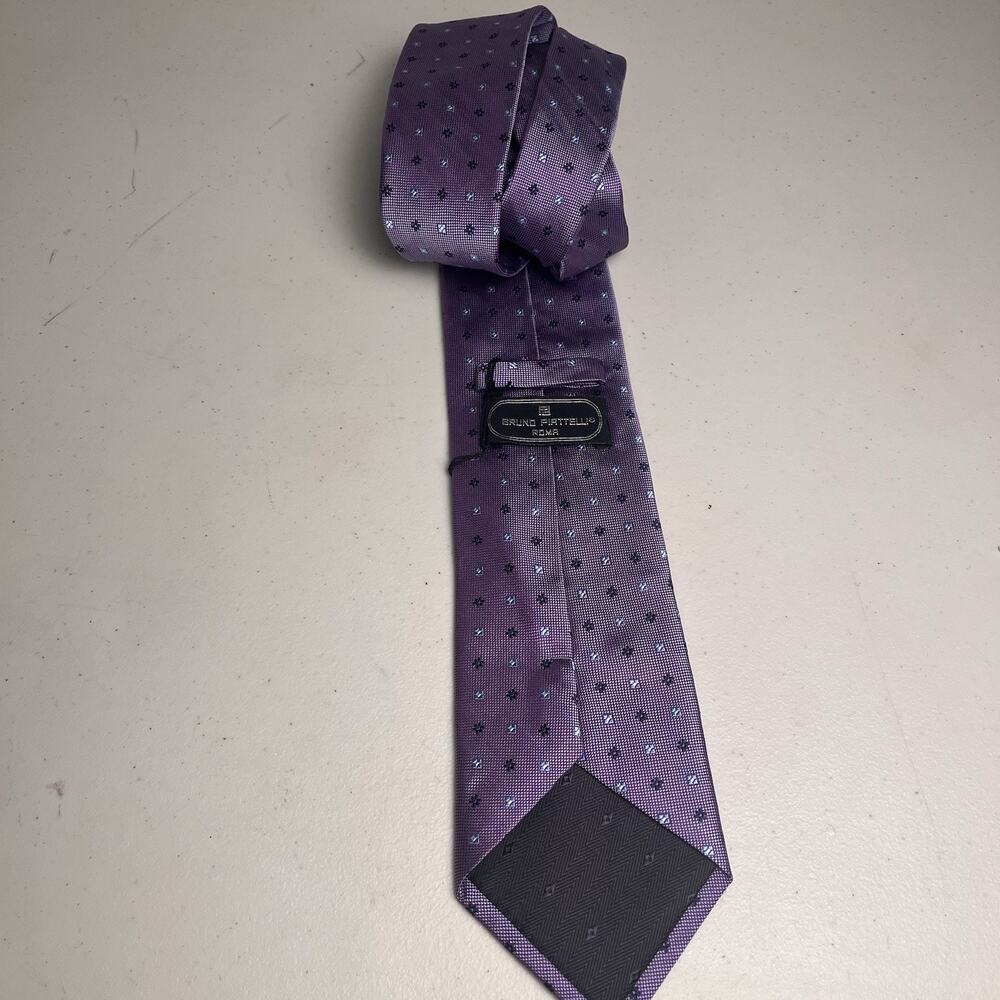 Bruno Piattelli Silk Tie Italy Purple Geometric Print Hand Made Classic 50" NWT - Picture 10 of 13
